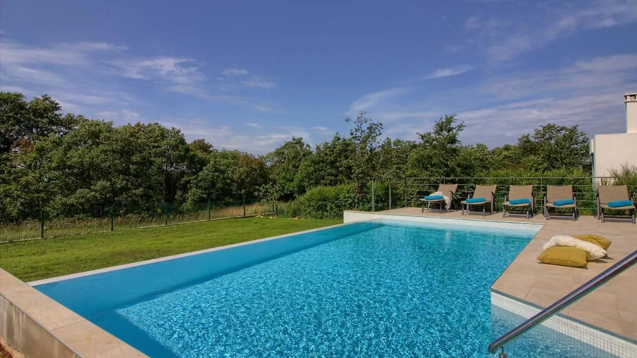 Cozy Villa Limone With Private Pool And Jacuzzi Near Pula Svetvincenat 0*,