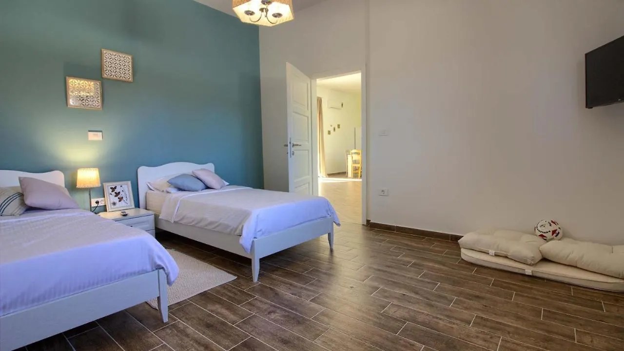 Cozy Villa Limone With Private Pool And Jacuzzi Near Pula Svetvincenat