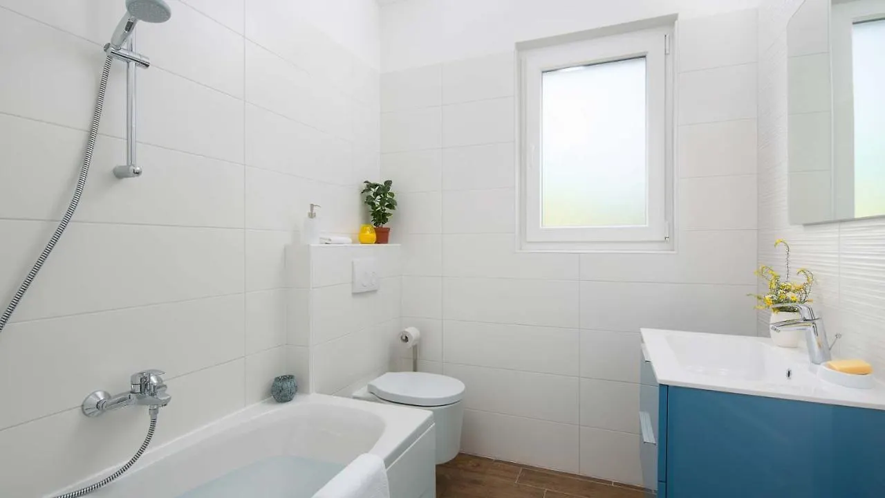 Cozy Villa Limone With Private Pool And Jacuzzi Near Pula Svetvincenat 0*,  Croatia
